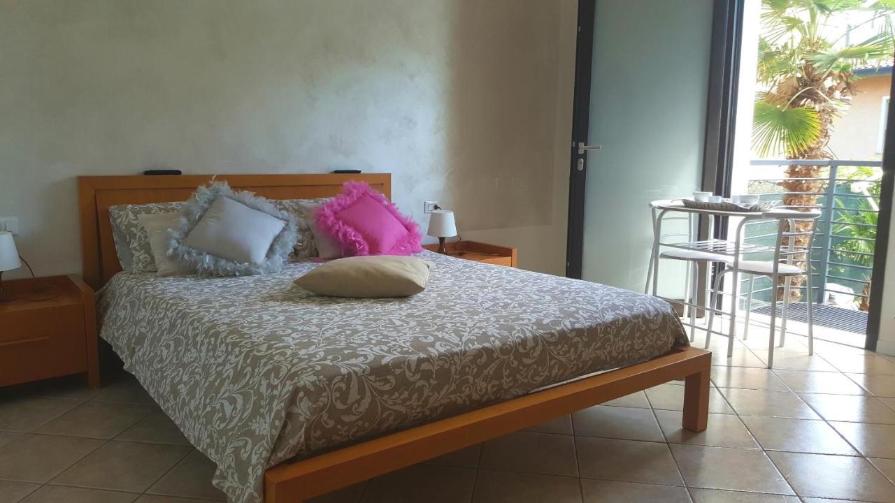 B&B Casa Gaia - Sirmione Exterior foto