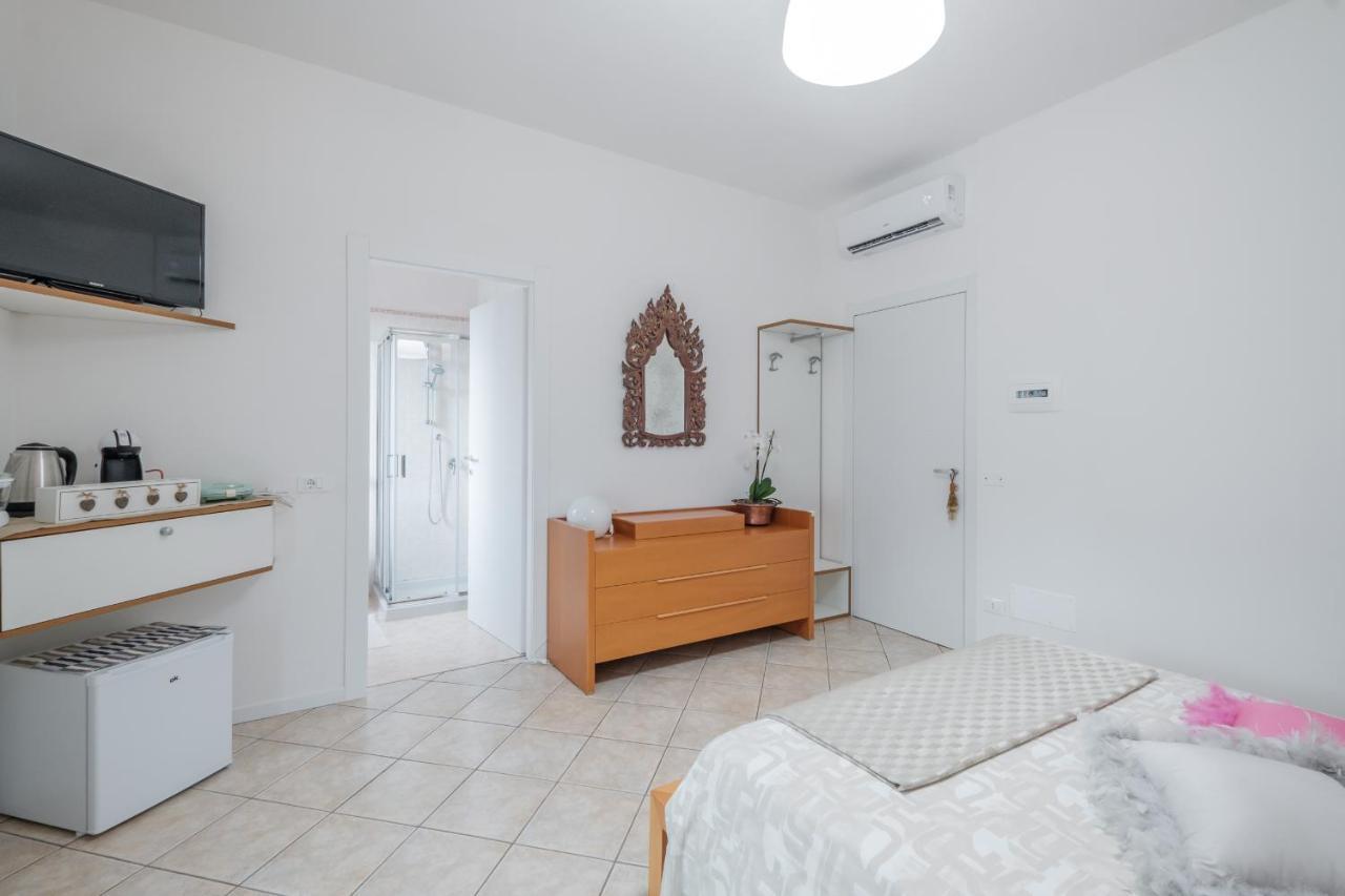 B&B Casa Gaia - Sirmione Exterior foto